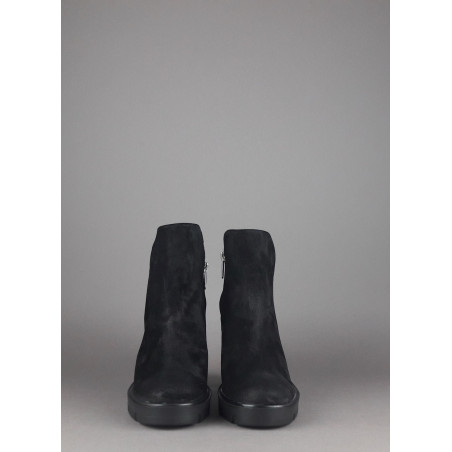 Janet Sport Tronchetto Donna Cicuta Camoscio Nero Prezzo 170,00