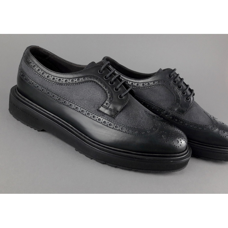 Fratelli Rossetti Derby Uomo Pelle Spazzolata Nero Bucature All'Inglese Prezzo 350,00