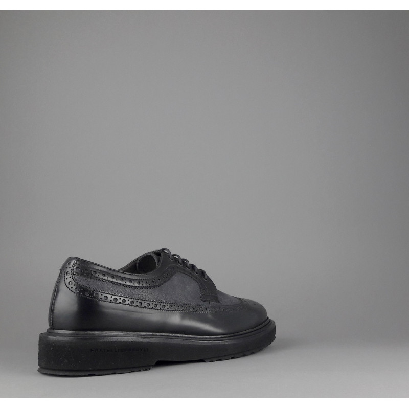 Fratelli Rossetti Derby Uomo Pelle Spazzolata Nero Bucature All'Inglese Prezzo 350,00