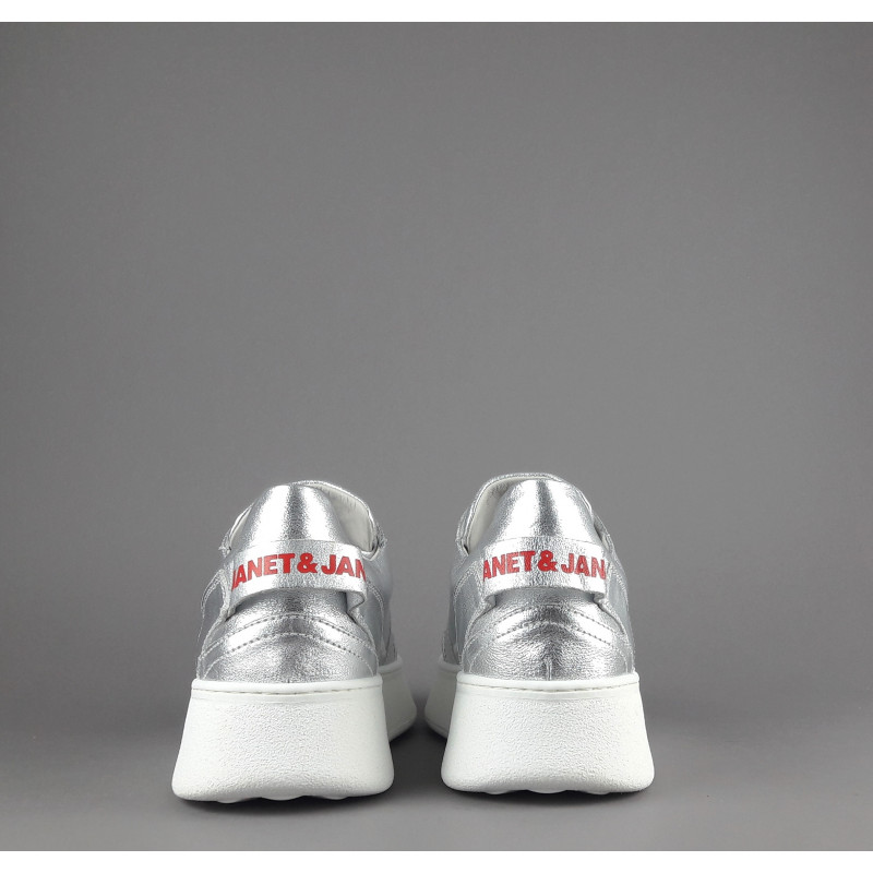 Janet & Janet - - Sneakers Donna Gilda Pelle Laminata Argento Prezzo 180,00